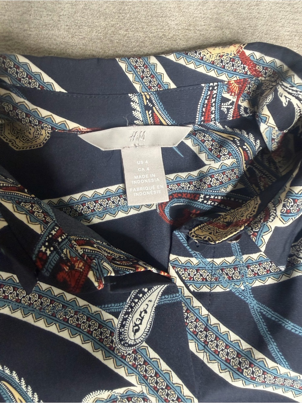 H&M Navy Paisley & Medallion Print Button-Down Blouse - Picture 2 of 4